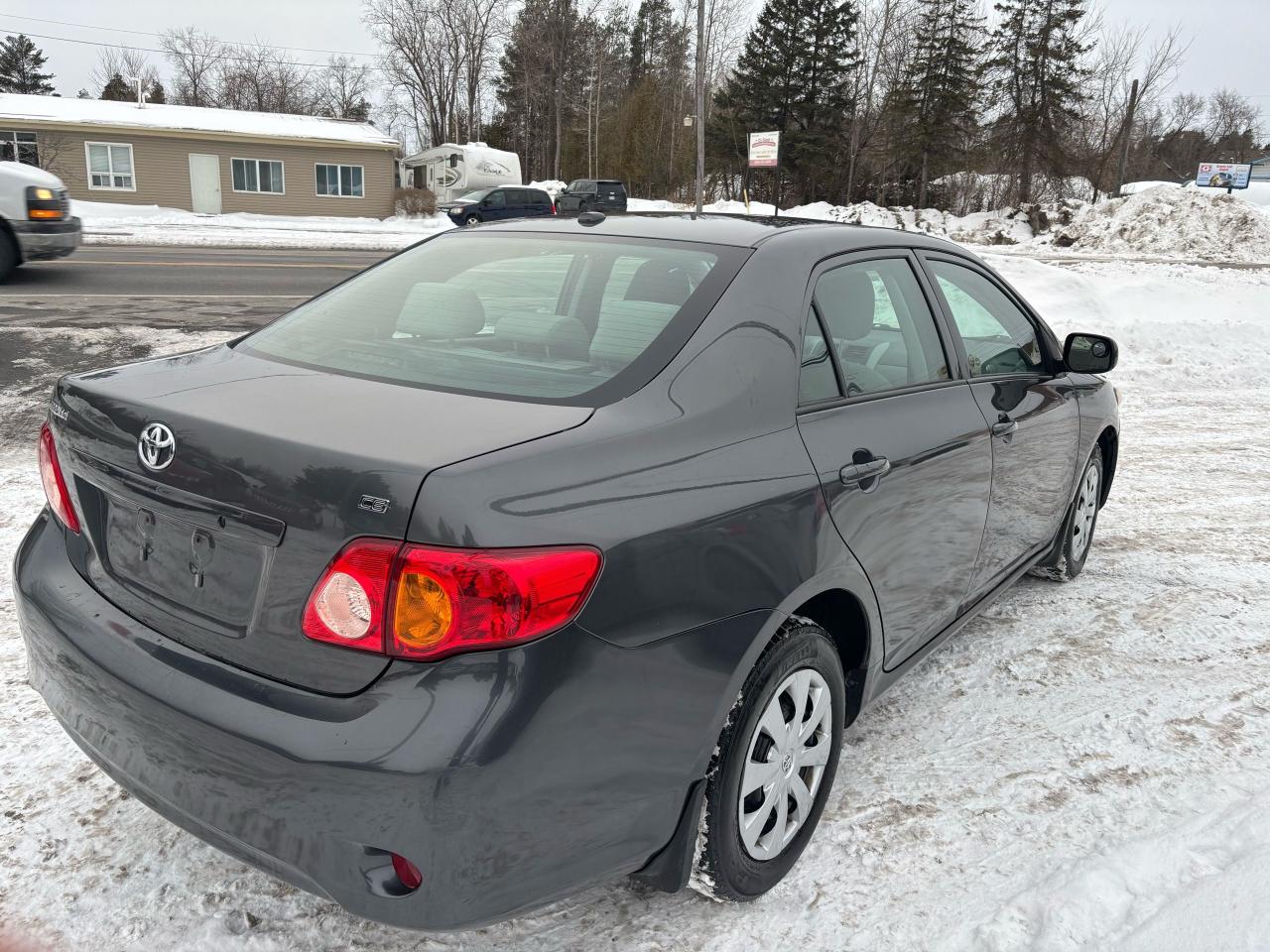 Toyota Corolla CE 2010
