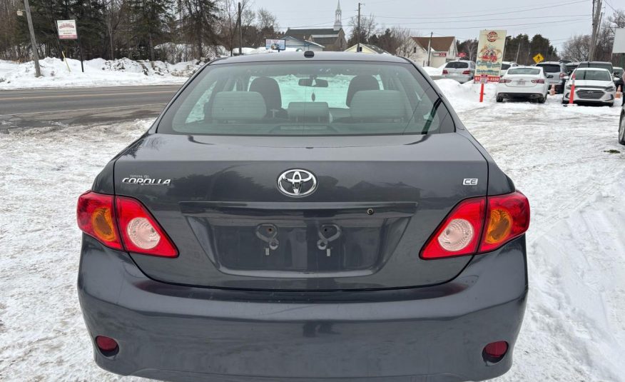 Toyota Corolla CE 2010