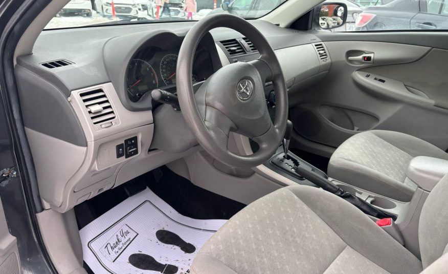 Toyota Corolla CE 2010