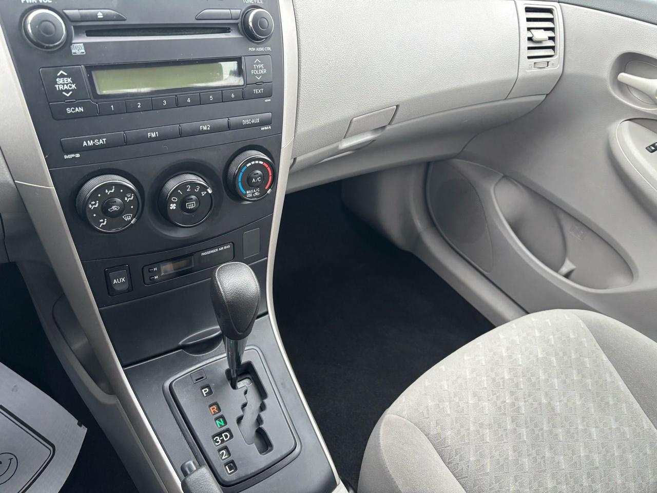 Toyota Corolla CE 2010