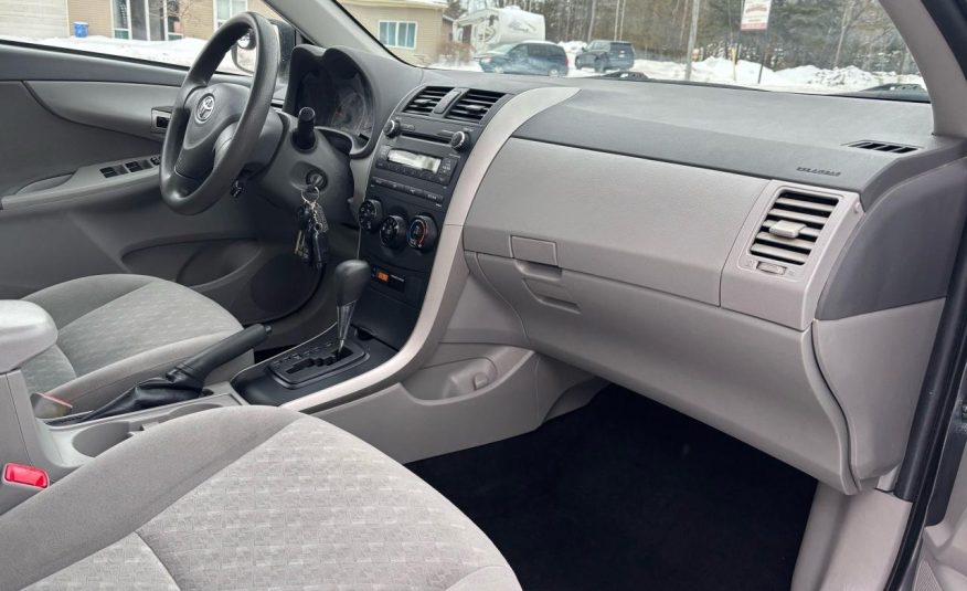 Toyota Corolla CE 2010