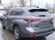 Toyota Highlander XLE 2021
