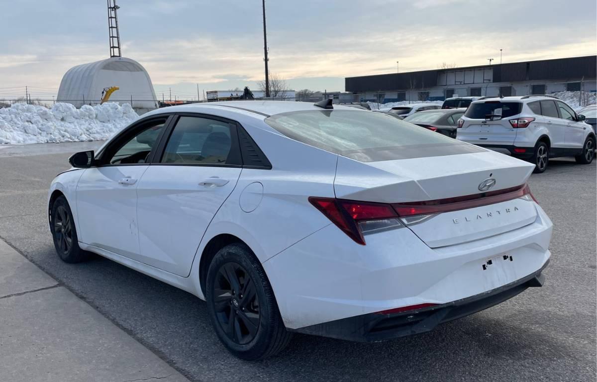 Hyundai Elantra IVT 2023