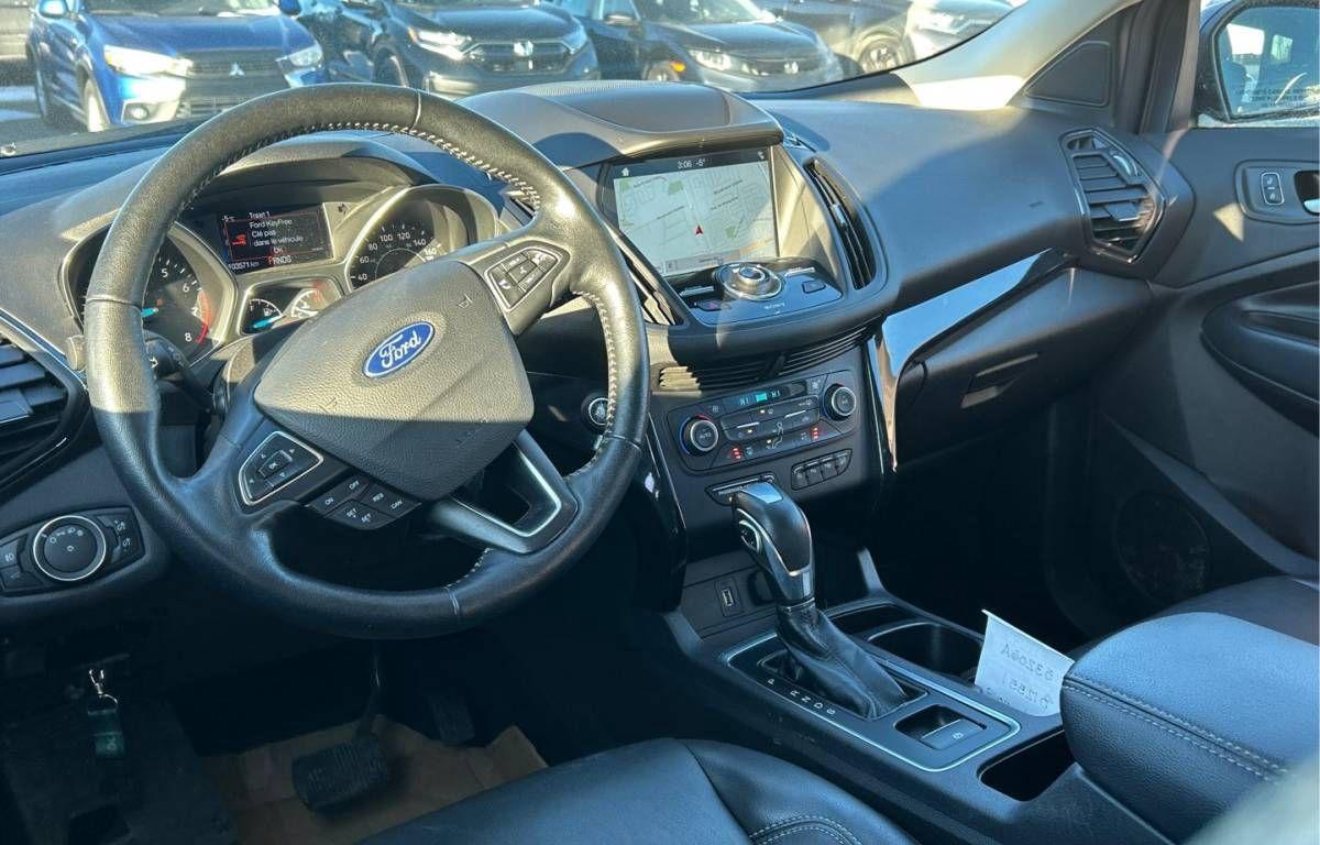Ford Escape Titanium 4WD 2019