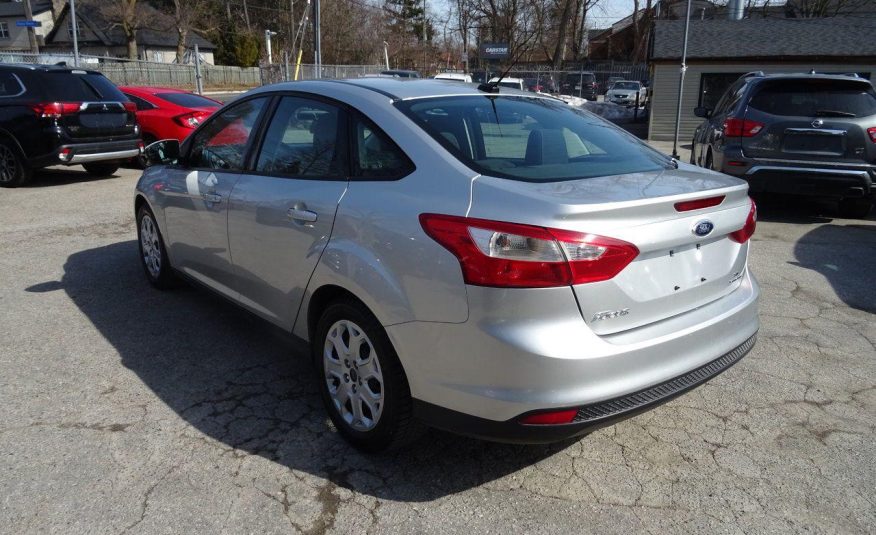Ford Focus SE 2013