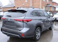 Toyota Highlander XLE 2021