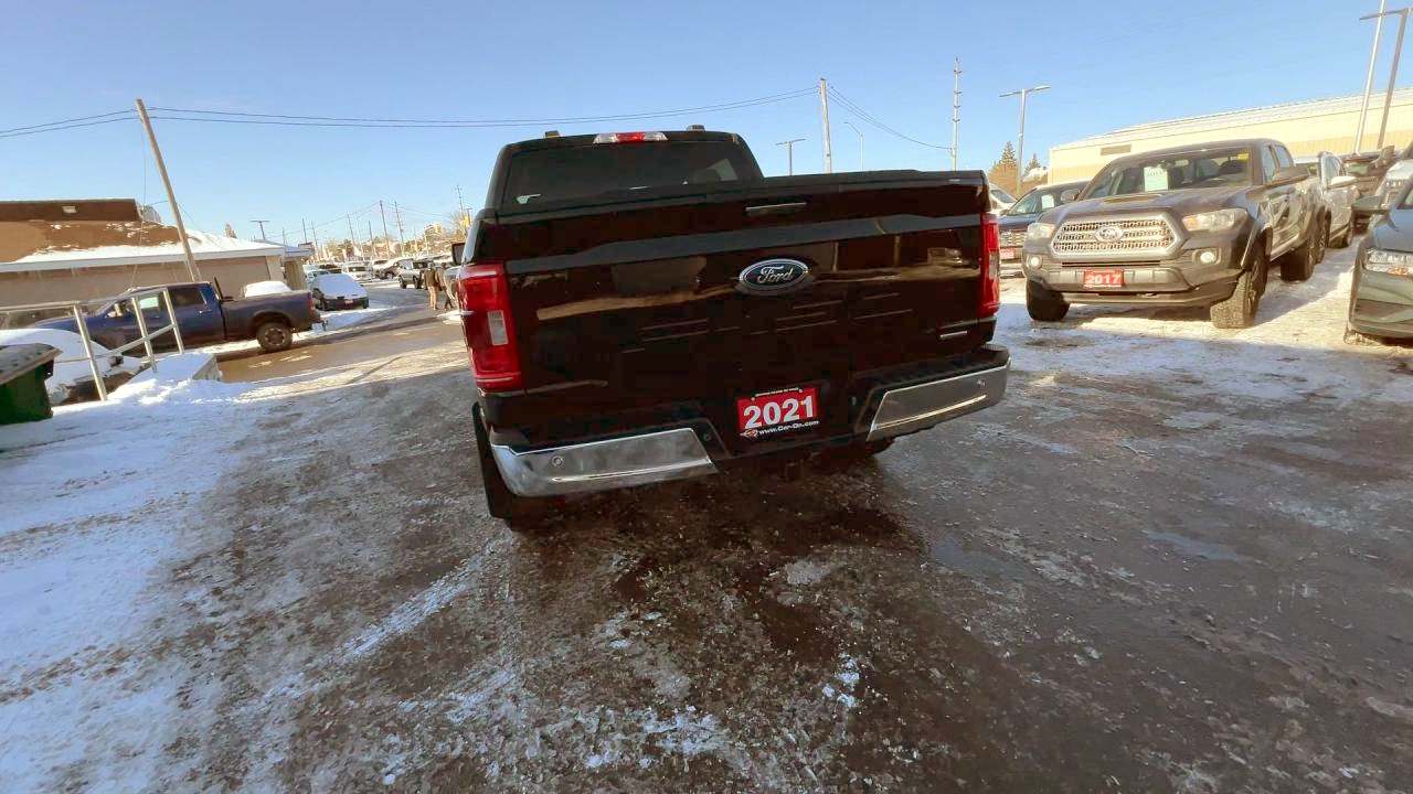 Ford F-150 XLT 4×4 2021