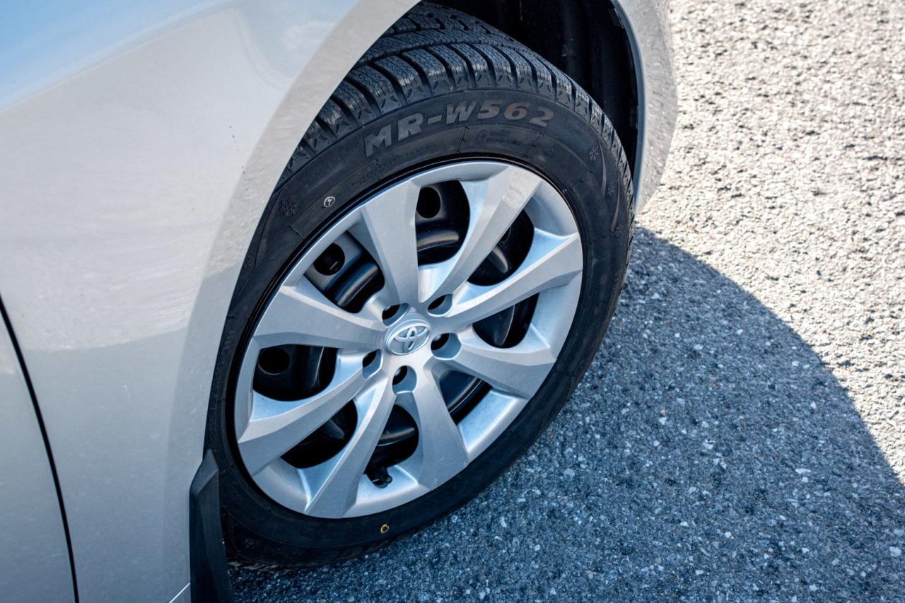 Toyota Corolla LE 2021