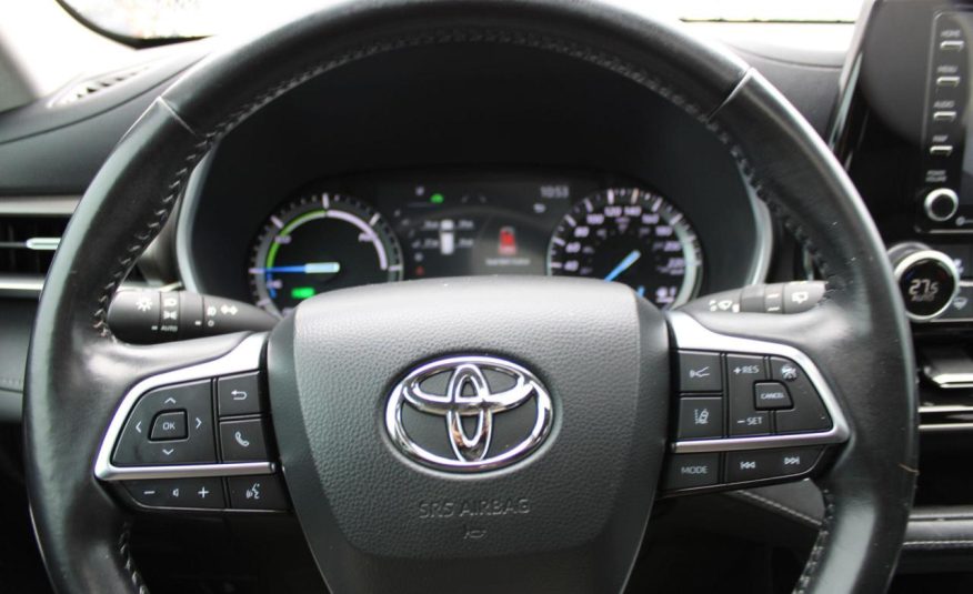 Toyota Highlander XLE 2021
