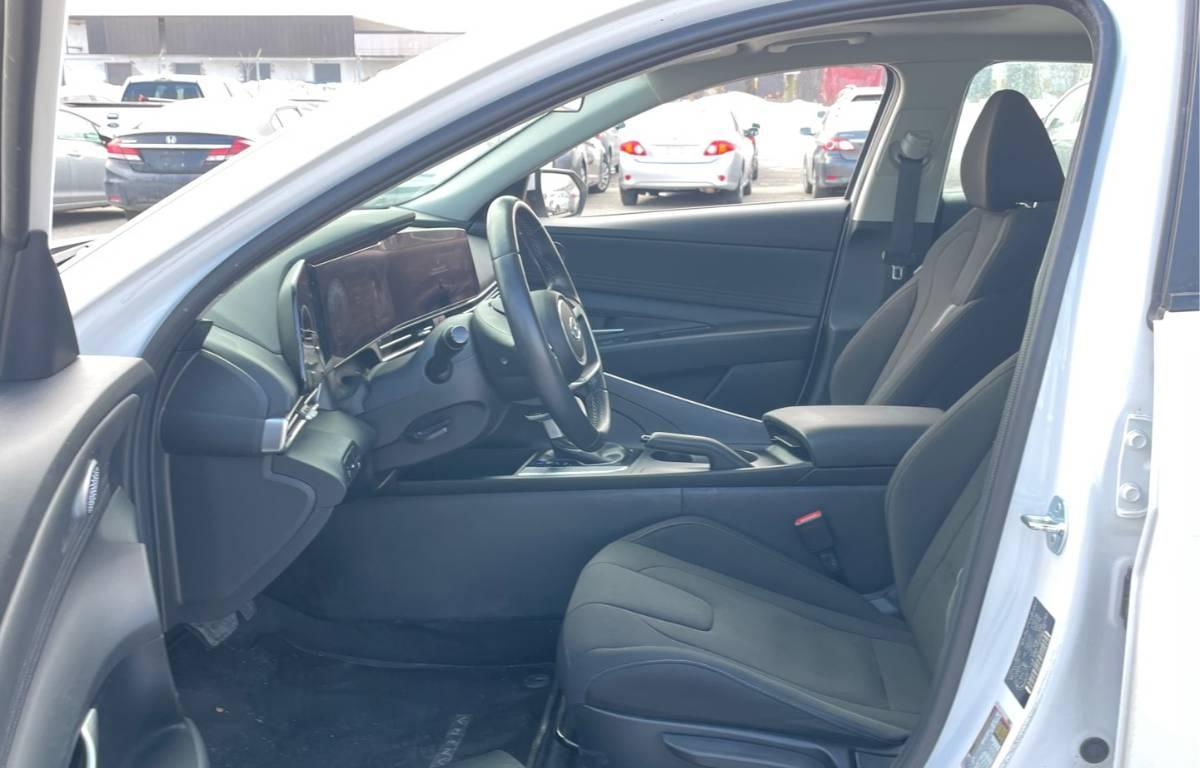 Hyundai Elantra IVT 2023