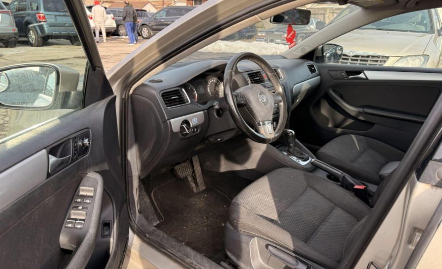 Volkswagen Jetta 2013