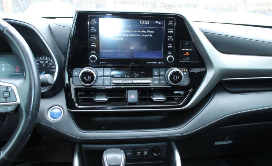 Toyota Highlander XLE 2021