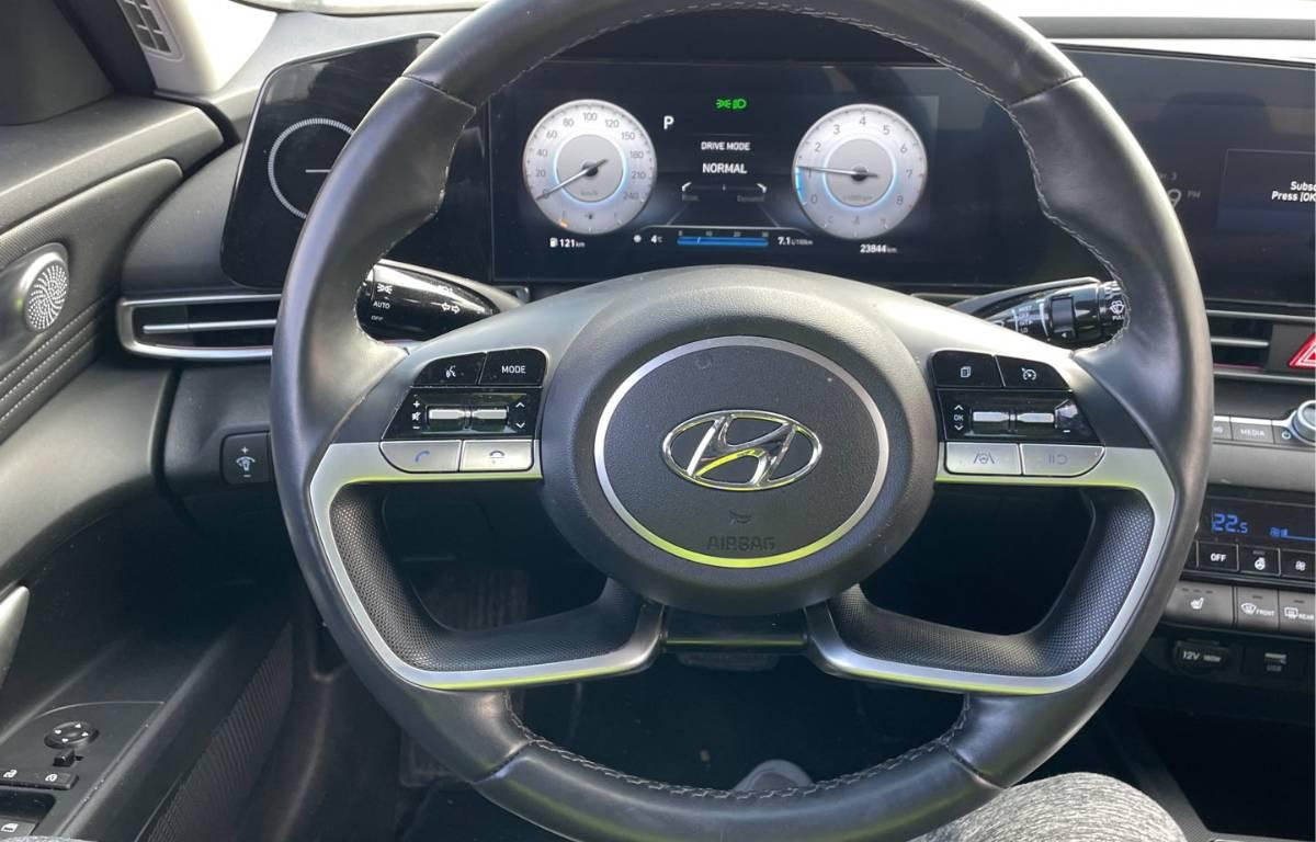 Hyundai Elantra IVT 2023