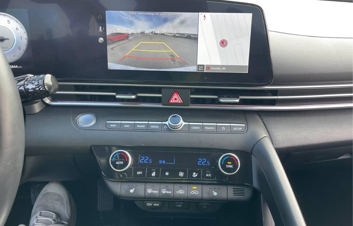 Hyundai Elantra IVT 2023