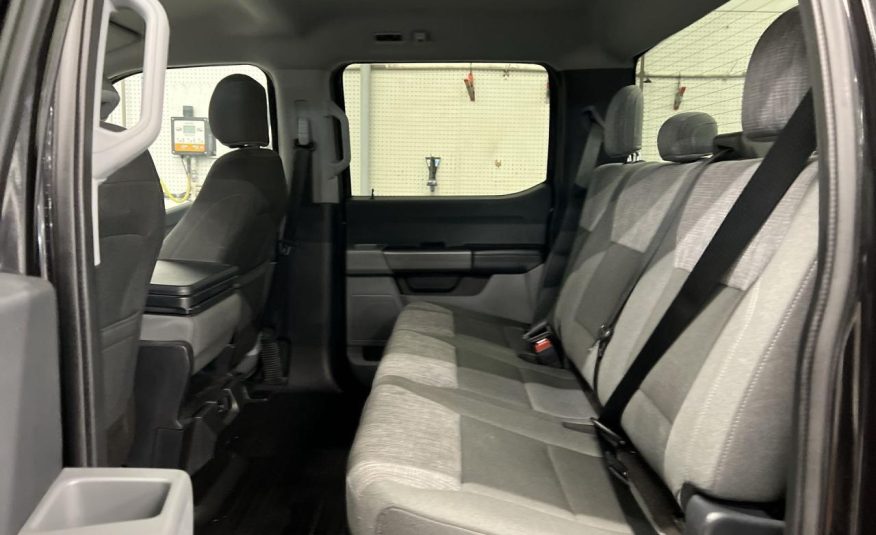 Ford F-150 XLT 4×4 2021